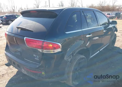 2015 Lincoln Mkx z USA, uszkodzony, nr VIN 2LMDJ8JK2FBL24555